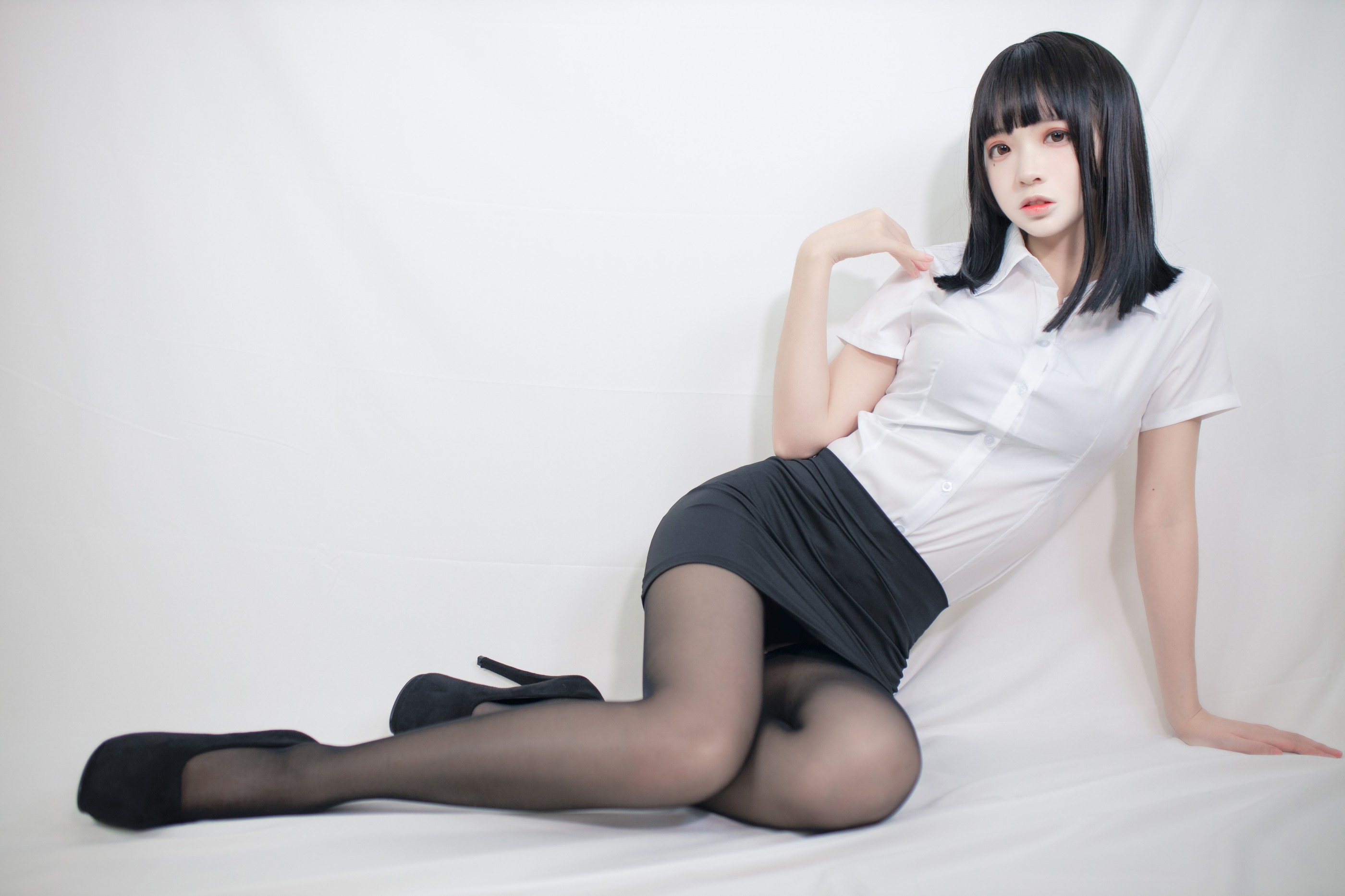 图片[1]-疯猫ss – NO.059 ol定制 [40P]-XikXak